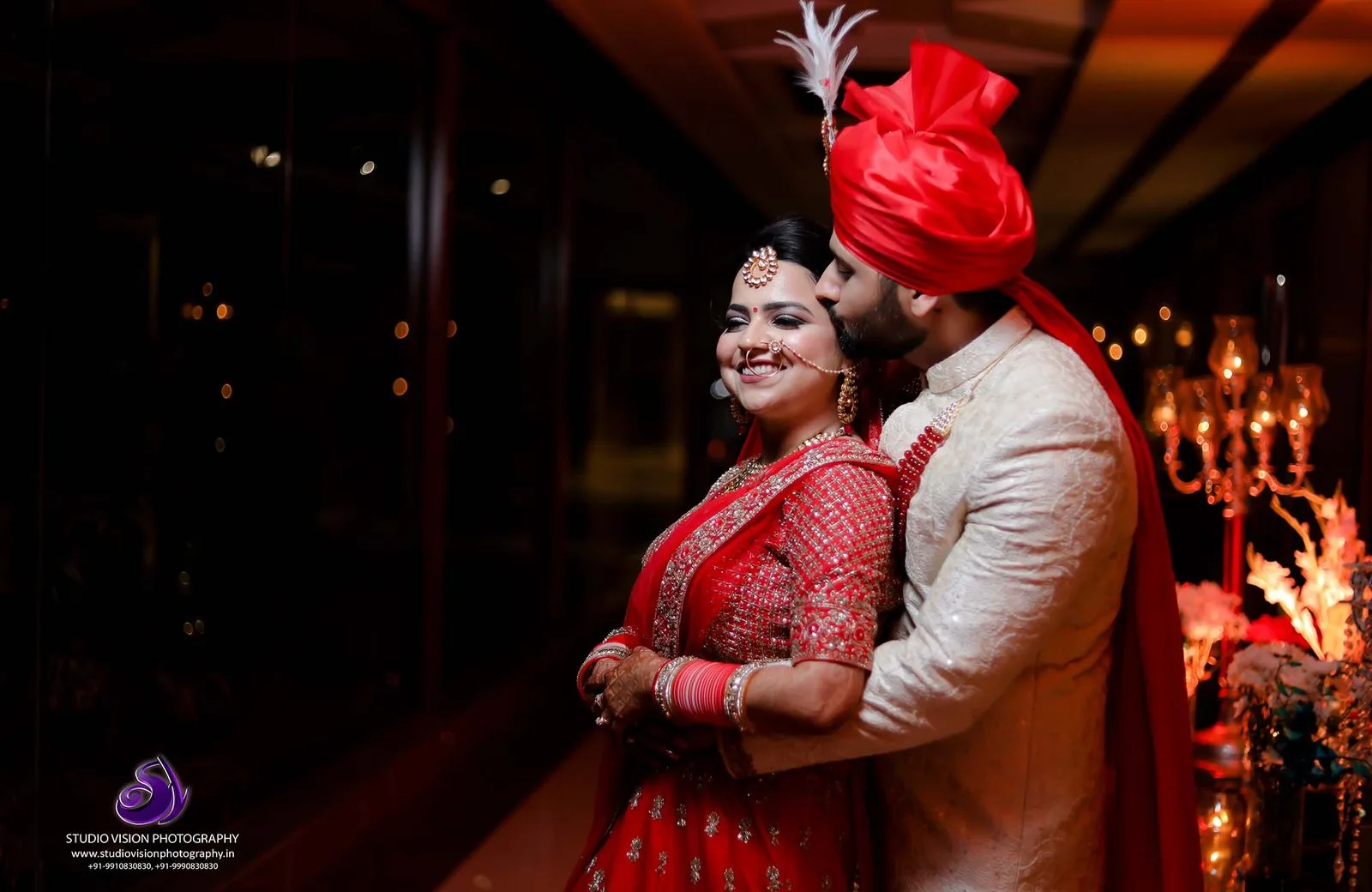 indian bride groom traditional pose wedding photography faridabad