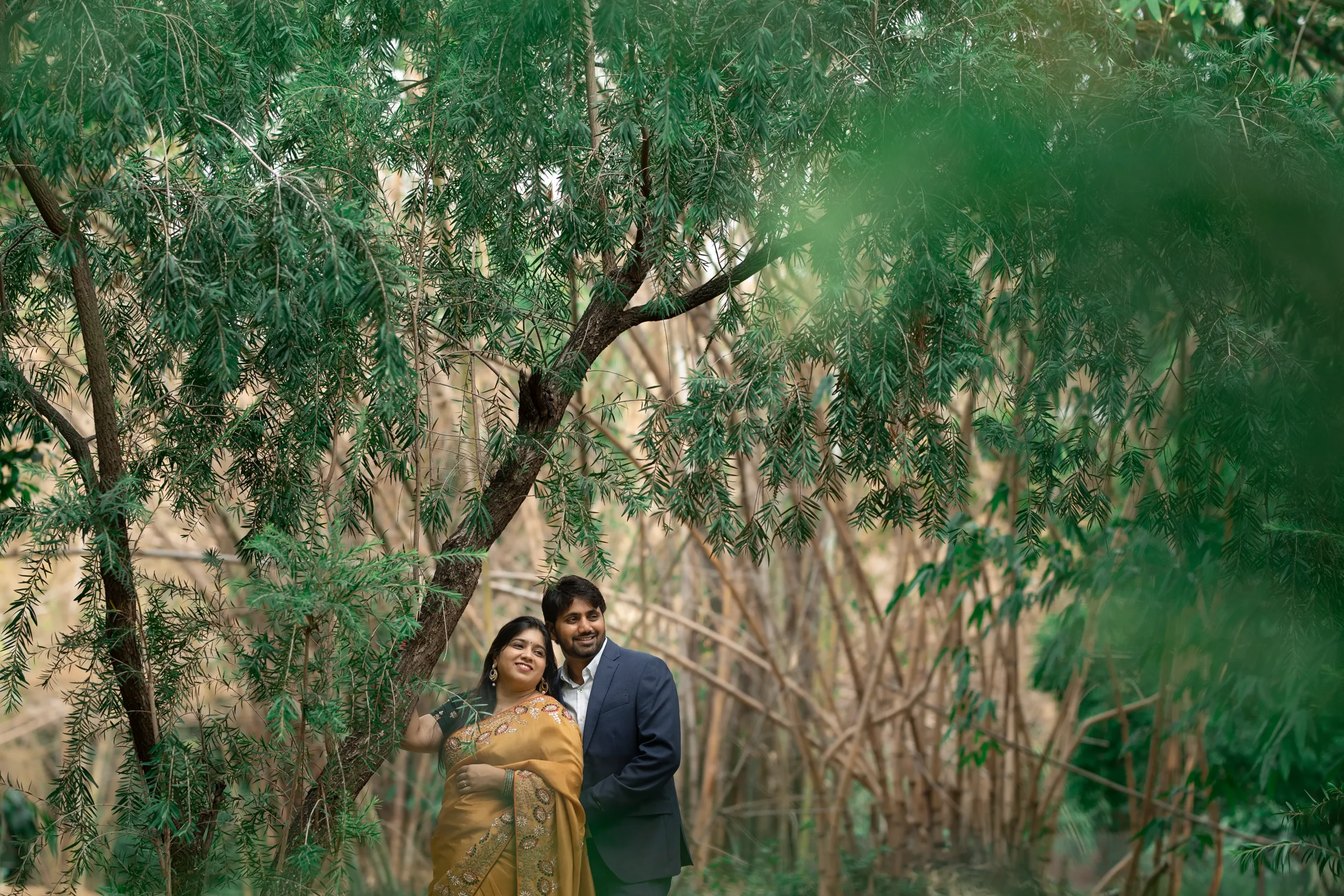 couple candid photoshoot greenery delhi outdoor wedding photography