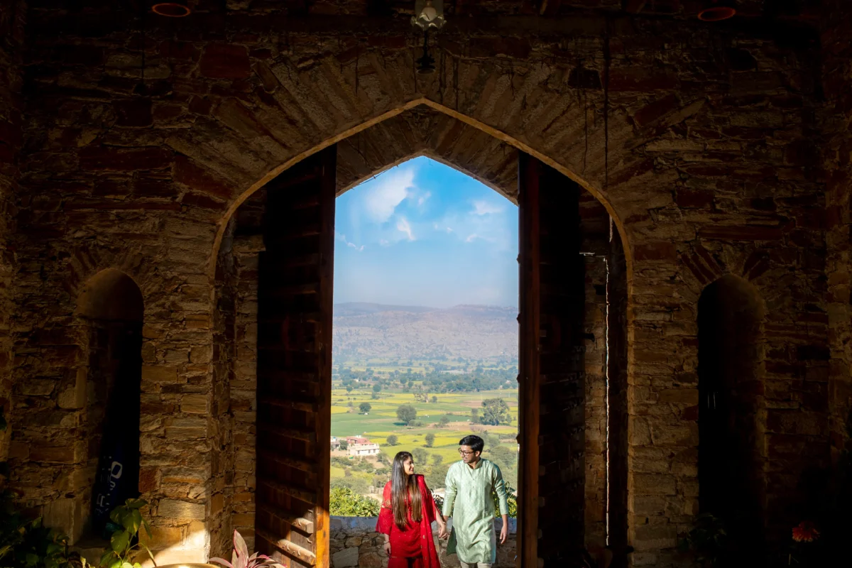 Traditional Wedding Photographer In Delhi couple at heritage location